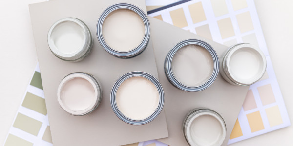 Pintar Fachadas y Patios de Luces de Comunidades Vecinos / Propietarios en Terrassa · Pintura para Pintar Viviendas y Edificios Residenciales
