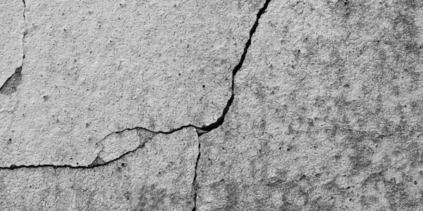 Trabajos Verticales en Fachadas de Edificios / Viviendas en Terrassa · Reparación, Sellado de Grietas y Desperfectos